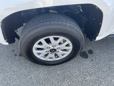 2024 Toyota Tacoma SR5