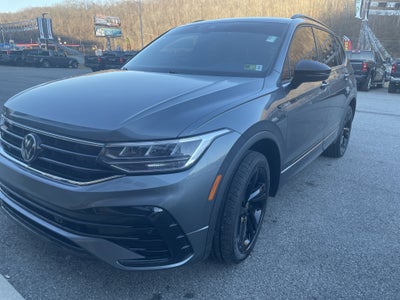 2024 Volkswagen Tiguan 2.0T SE R-Line Black