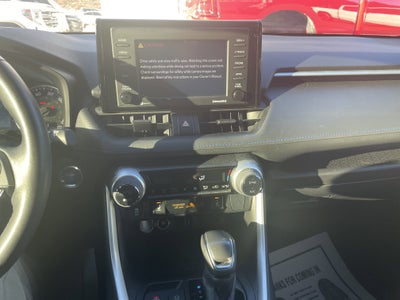 2022 Toyota RAV4 Hybrid SE