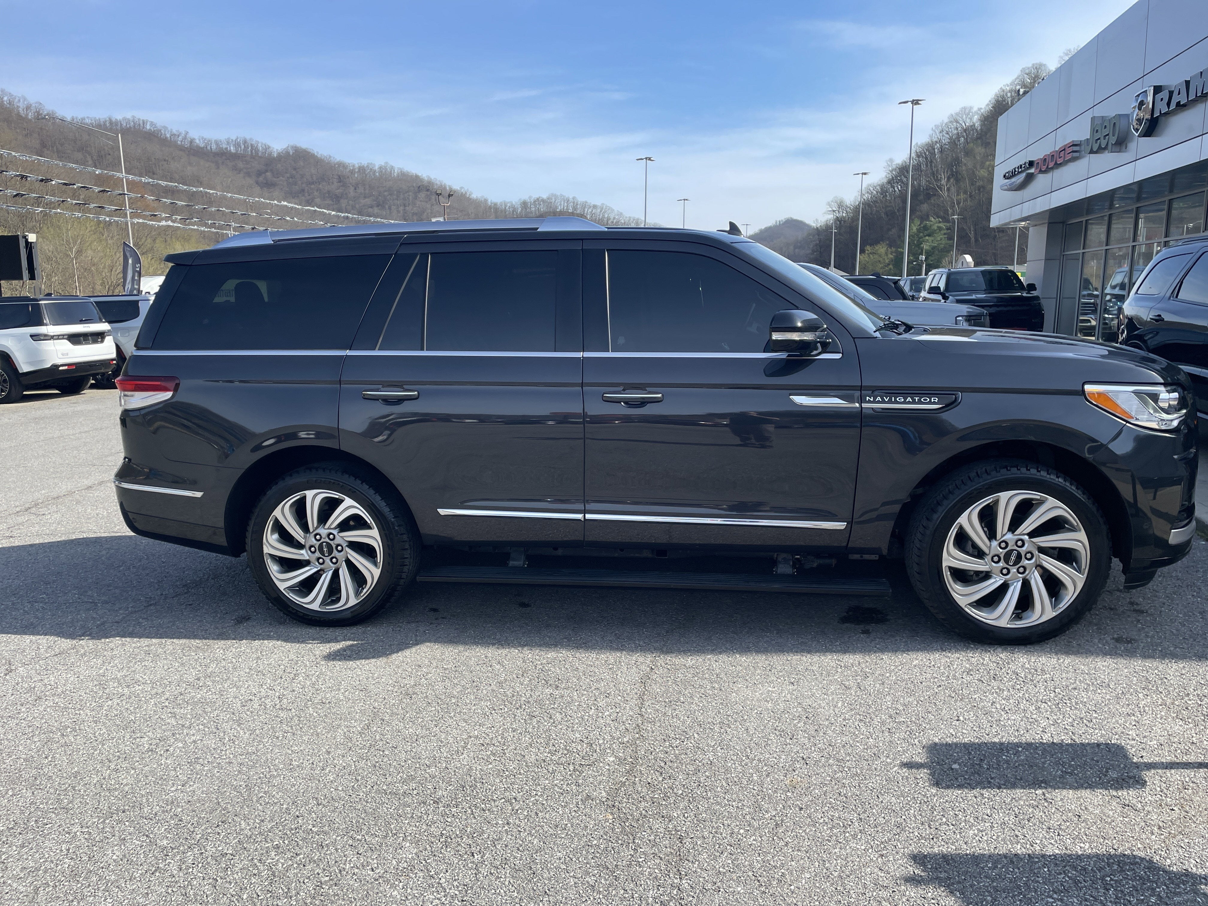 2023 Lincoln Navigator Reserve