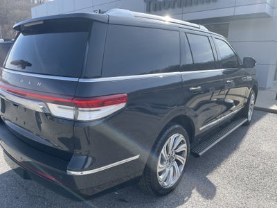 2023 Lincoln Navigator Reserve